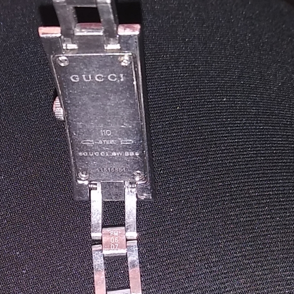 Gucci watch - Picture 3 of 4